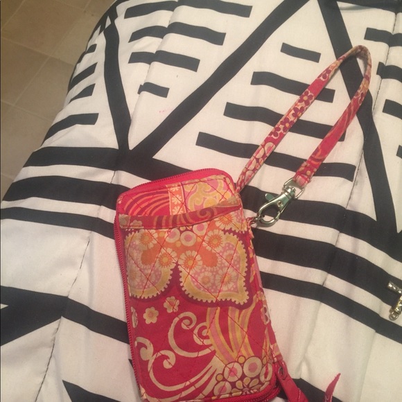 Vera Bradley wristlet - Picture 3 of 3